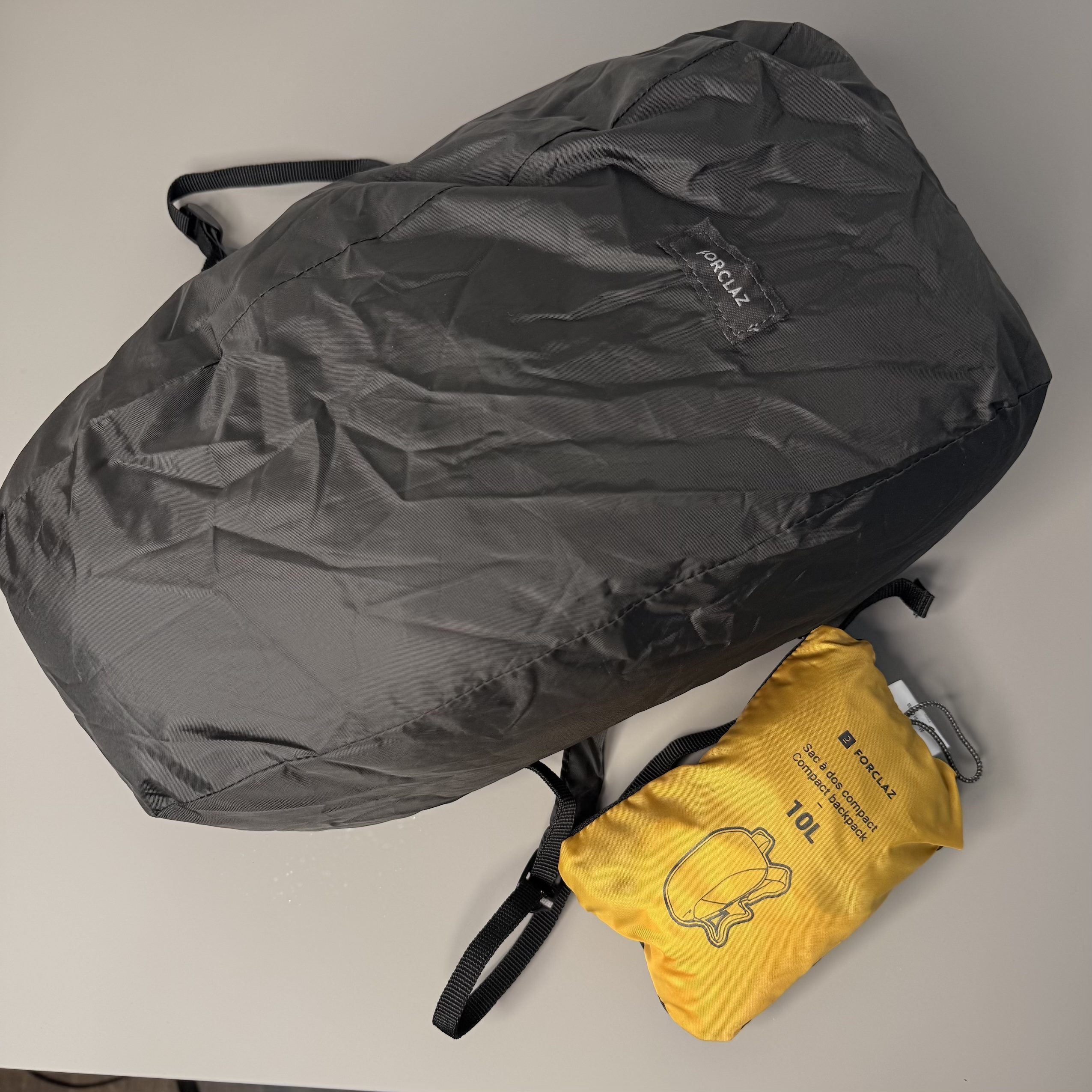 کولهپشتی تاشو 10 لیتری فورکلاز کولهپشتی تاشو 10 لیتری فورکلاز